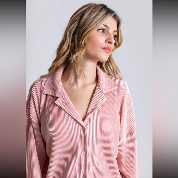 Pink feather sleeve top with matching bottom - Picture 5 of 7